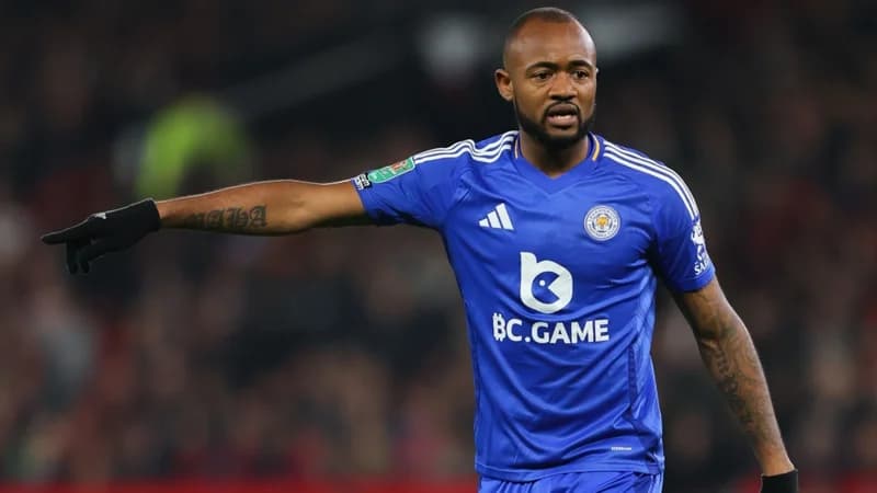 Jordan Ayew Suffers Historic Penalty Miss as 10-Man Leicester City Fall to Charlton Athletic