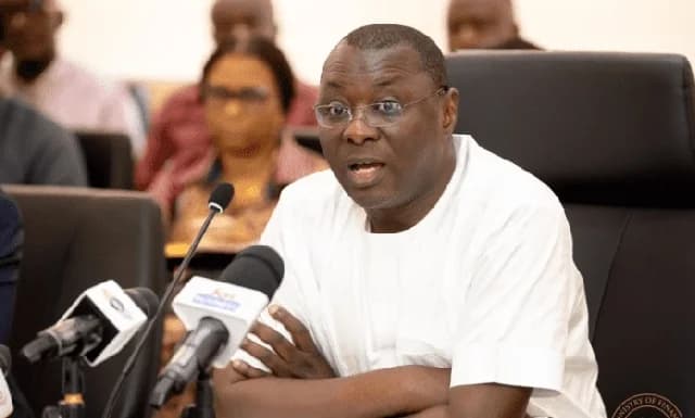 Ghana Intensifies Fiscal Oversight: SOE Performance Ultimatum Issued Amid Gold Reserve and Transparency Debates