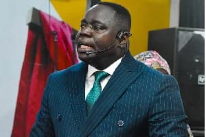 From 'Stingy' Offerings to Strategic Dating: Public Figures Spark Intense Debate on Marriage and Wealth