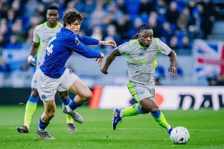 Jeremy Doku Rescues Manchester City in Six-Goal Everton Thriller Marred by Racial Abuse