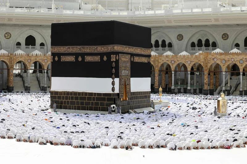 National Dignitaries Attend High-Profile Funeral in Ashanti Region as Ghana Records Third Hajj Fatality and Local Philanthropy Honors