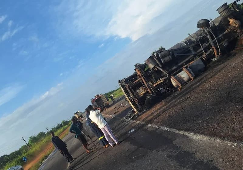 Tanker Explosion on Akosombo–Tema Highway Claims Life and Leaves One Critically Injured