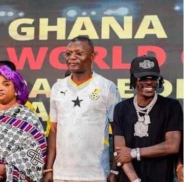 Gov’t owes me GH¢5m, but Sports Minister won’t pick my calls — Shatta Wale fumes