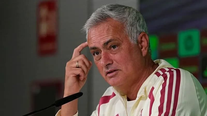 Mourinho warns of international break risks as Jude Bellingham inspires Real Madrid to top of La Liga