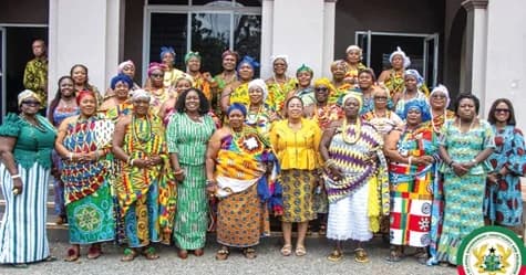 Rita Naa Odoley Sowah (4th from left), Deputy Minister of Local Government, Chieftaincy and Religious Affairs, with the queenmothers at the Greater Accra Regional House of Chiefs