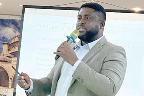 Dr Wallace Odiko-Ollennu, Programme Manager, Non-Communicable Disease Control Programme of the Ghana Health Service, making his presentation