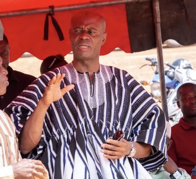 Yusif Sulemana delivers GH₵100,000 for three boreholes in Mandari