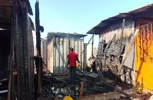Darkuman fire destroys nine containers and 30 wooden structures