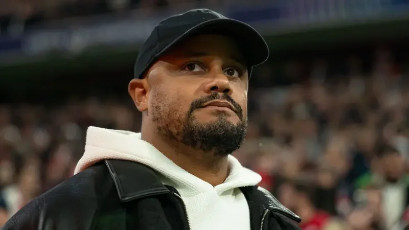 Vincent Kompany hospitalised after collapsing at Bayern training