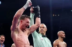 Dalton Smith defends WBC light-welterweight title against Alberto Puello