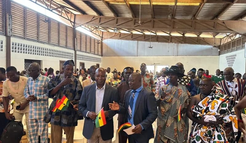Alhassan Abu visits four towns in Côte d'Ivoire for consular outreach