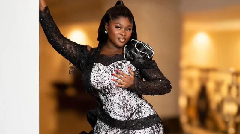 Sista Afia joins Sarkodie for surprise set at Rapperholic '26 in Kumasi