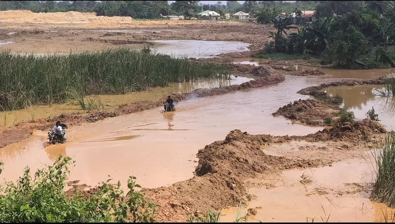 River Kukubu bridge collapse isolates Atwima Mponua communities