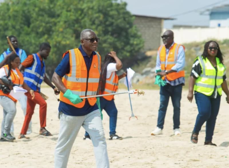 Cenpower Generation removes 600 tonnes of waste from Sega Beach