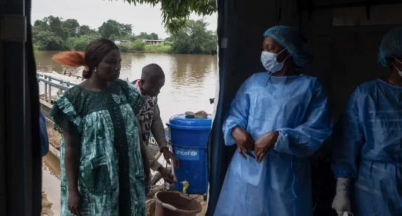 Central African Republic tightens border checks to prevent Ebola spread
