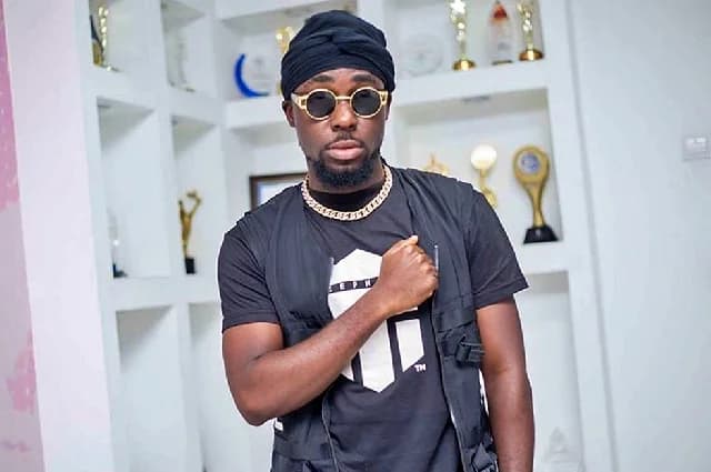 Teephlow urges Ghanaian artists to shift mindset for global success